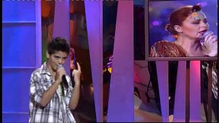 Abraham Mateo 12 años canta a duo con Rocío Dúrcal  Menuda Noche [upl. by Ynetruoc]