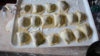 RAVIOLI RICOTTA E SPINACI  IN CUCINA CON DELLI [upl. by Chema39]