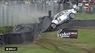 SANDOWN 500 2016  START AND JAMES GOLDING CRASH [upl. by Ytissahc568]