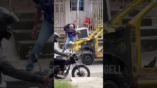 El auto 🚕  hierro humor prank funny funnyvideo comedyvideo comedy [upl. by Jo-Anne786]