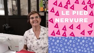 Comment décorer ma couture avec le pied nervure [upl. by Beatty397]