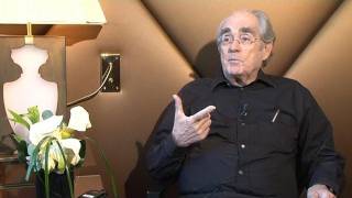 Le compositeur Michel Legrand sort un album de Noël [upl. by Durwin]