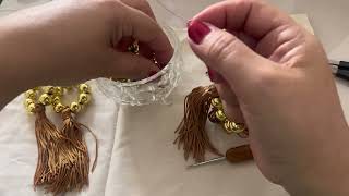 Porta guardanapo dourado tassel com bolas douradas [upl. by Erdnad]