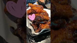 Best korean fried chicken  Kyochon  Seoul restaurant [upl. by Acissej]