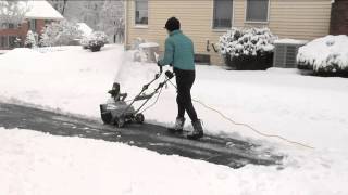 Earthwise 135 AMP Electric Snow Blower w18quot Wide Path with Dan Hughes [upl. by Notnilc]