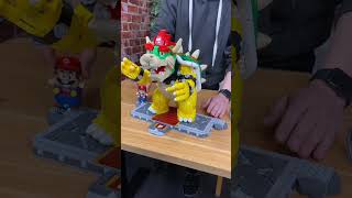 Bowser Gigante VS Super Mario LEGO [upl. by Attalanta]