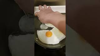 cooking sunny side up egg nabasag pa isa [upl. by Osithe329]