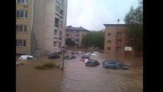 Doboj poplave voda progutala automobile Doboj flood waters engulfed cars 15052014 [upl. by Orgell]