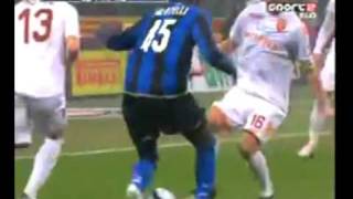 InterRoma 33 Rigore assegnato allInter per fallo su Balotelli [upl. by Nraa117]