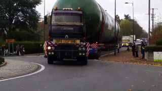 Transport dun tracteur Case 380 Roadtrack  Translyre [upl. by Whitney]