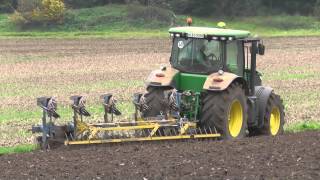 Pflügen u Aussaat 2015 mit John Deere 7230 R u Fendt Vario 818 [upl. by Bury]