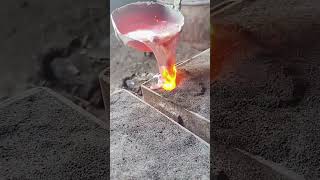 The process of pouring molten iron into the mold [upl. by Hamforrd]