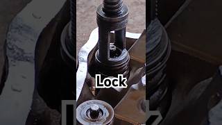 Valve lock in sec mechanic youtubeshorts engine [upl. by Cressi120]