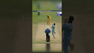 Zaheer vs Mark Waugh  GOOD PACE  GREAT LINE amp LENGTH [upl. by Clift]