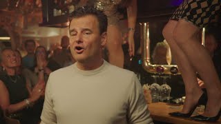 Wilfred Genee  Zomaar Een Avond In De Kroeg Officiele Video [upl. by Chastain]