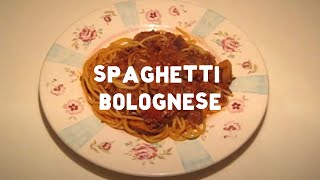 How To Make An Authentic Italian Spaghetti Bolognese [upl. by Adnilec]