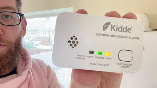 How to test a carbon monoxide CO2 alarm is working Kidde [upl. by Nickolai147]