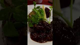 国産牛フィレ肉のステーキ リーク入り赤ワインソーススクロール Sctolling Japanese Beef Fillet Steak with Leek Red Wine Sauce [upl. by Aihsekat]