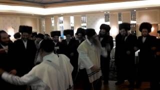 Jewish hasidic wedding dancing [upl. by Henri]