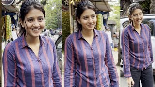 Kacha Badam Song DANCE fame Anjali Arora gets spotted at Lokhandwala Bought Dog Foods [upl. by Eremaj]