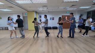 Caliente Dance Studio Singapore Salsa social dance class Ivan Venot amp Tony Velardi  5 MINUTOS [upl. by Ettena]