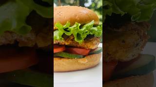 crispy chicken Burger ￼🍔yummy [upl. by Julian]