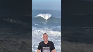 O Mundo é Gigante Veja essa onda monstruosa de 2022 gigantesdenazare surfing bigwaves surf [upl. by Eremihc]