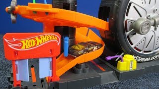 Super Spin Tire Shop Hot Wheels Play Set hotwheelscity NEW for 2018 [upl. by Salohcin]