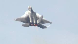 F22 Raptor fighter showing off HD [upl. by Frost]