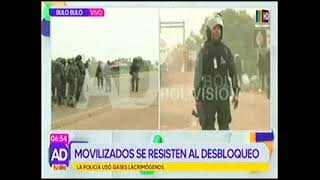 22102024 ENFRENTAMIENTOS ENTRE POLICIAS Y BLOQUEADORES EN BULO BULO BOLIVISION [upl. by Dahij836]