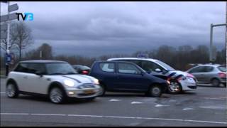 06 03 12 Ongeluk met politieauto in Schijndel [upl. by Suivatnom850]