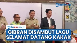 Wapres Gibran Tinjau Uji Coba Makan Bergizi Gratis di SDN Menteng Disambut Lagu Pramuka amp Pantun [upl. by Alhsa]