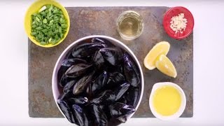 Simple Steamed PEI Mussels [upl. by Lorilyn]