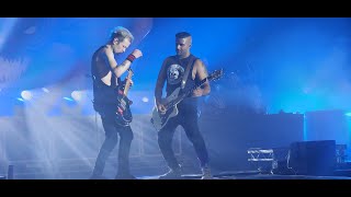 Sum 41  Leeds First Direct Arena [upl. by Leterg788]