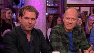 Rutger en Maxim bekvechten aan tafel  RTL LATE NIGHT [upl. by Hainahpez]