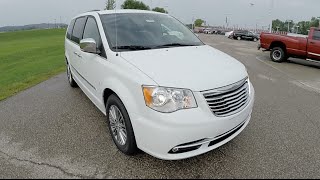 2015 Chrysler Town amp Country Touring L  Best New Minivans  17564 [upl. by Ogden]