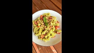 PASTA FREDDA con CREMA di AVOCADO e POMODORINI😋🥑🍅 Shorts [upl. by Jeannie552]