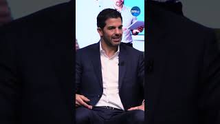 18Minutos  Entrevista a Oso Trava empresario y miembro de Shark Tank México [upl. by Nireil134]