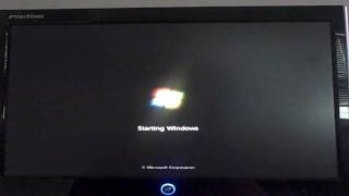 Dual Booting Windows XP and Windows 7  Starting Up [upl. by Balduin892]