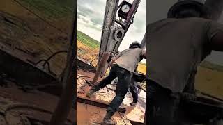 Floorman Work over job rig floor drilling oil tripping [upl. by Kinom983]