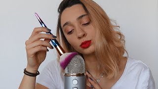 ASMR Sussurri con Brushing e Tongue Clicking Da Brividi [upl. by Sorel930]