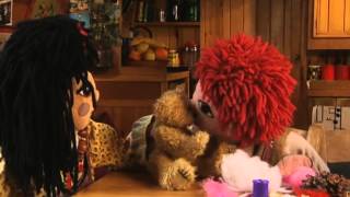 Rosie and Jim 812  Amazing Teddy [upl. by Frodina521]