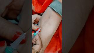 Blood sample लेते समय किन बातों का ध्यान रखना चाहिए bloodcollection shortsfeed safecare [upl. by Mailli733]