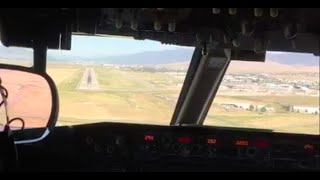 Landing in Missoula Montana Flightdeck View of Boeing 737800 Landing [upl. by Haikan]