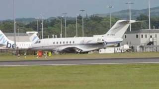 Raytheon Hawker 4000 take off and landing at Edinburgh airport [upl. by Noiz]