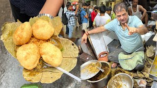 Kolkata Most Famous Lali Chhangani Club Kachori  सिर्फ़ ₹40  भीड़ इतनी की घंटों इंतज़ार करते है [upl. by Yatnod]