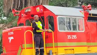 The Rovos Rail departs Kimberley on 060523 [upl. by Anayhd]