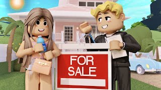 🏠BUYING OUR DREAM BEACH HOUSE HOUSE SHOPPING  roblox bloxburg roleplay [upl. by Leirbag378]