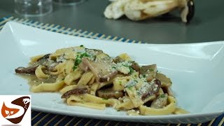 Pasta ai funghi porcini o champignon  primi piatti pasta with mushrooms recipe [upl. by Llehcram]