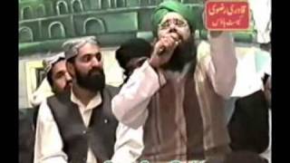 Arsh e Haq Hai Exclusive by owais raza qadri OLD MEHFIL AT LAHORE [upl. by Ahsenauj]